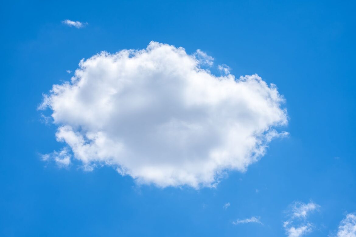 Backup danych cloud automatyczny: jak zabezpieczyć pliki firmy i nie stracić ich bezpowrotnie - ilustracja artykulu